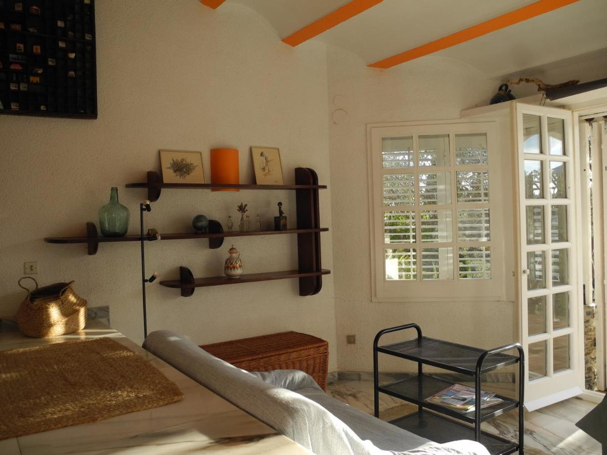 Tranquilos Estudios Cerca De La Playa 卡达克斯 外观 照片